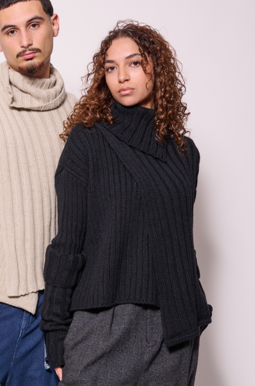 Pull Col Montant Noir